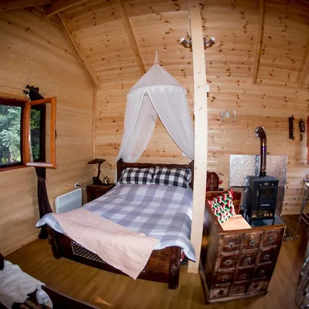 Village Chalet *