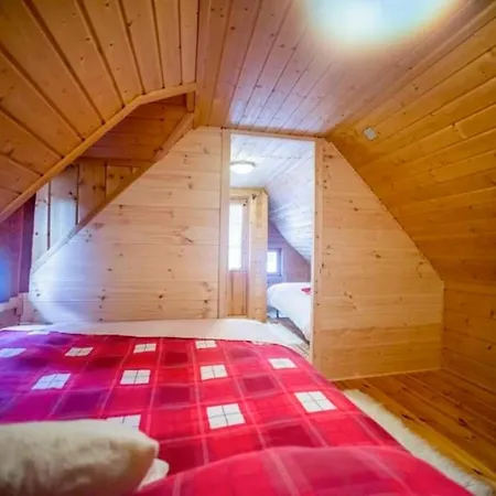 Kedra Village Retreats - Mountain Escape Chalet *