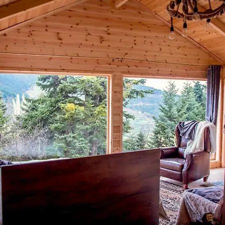 Chalet Kedra Village Retreats - Mountain Escape