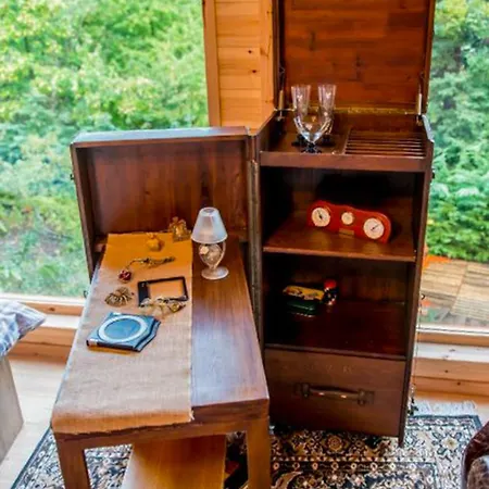 Kedra Village Retreats - Mountain Escape Chalet *